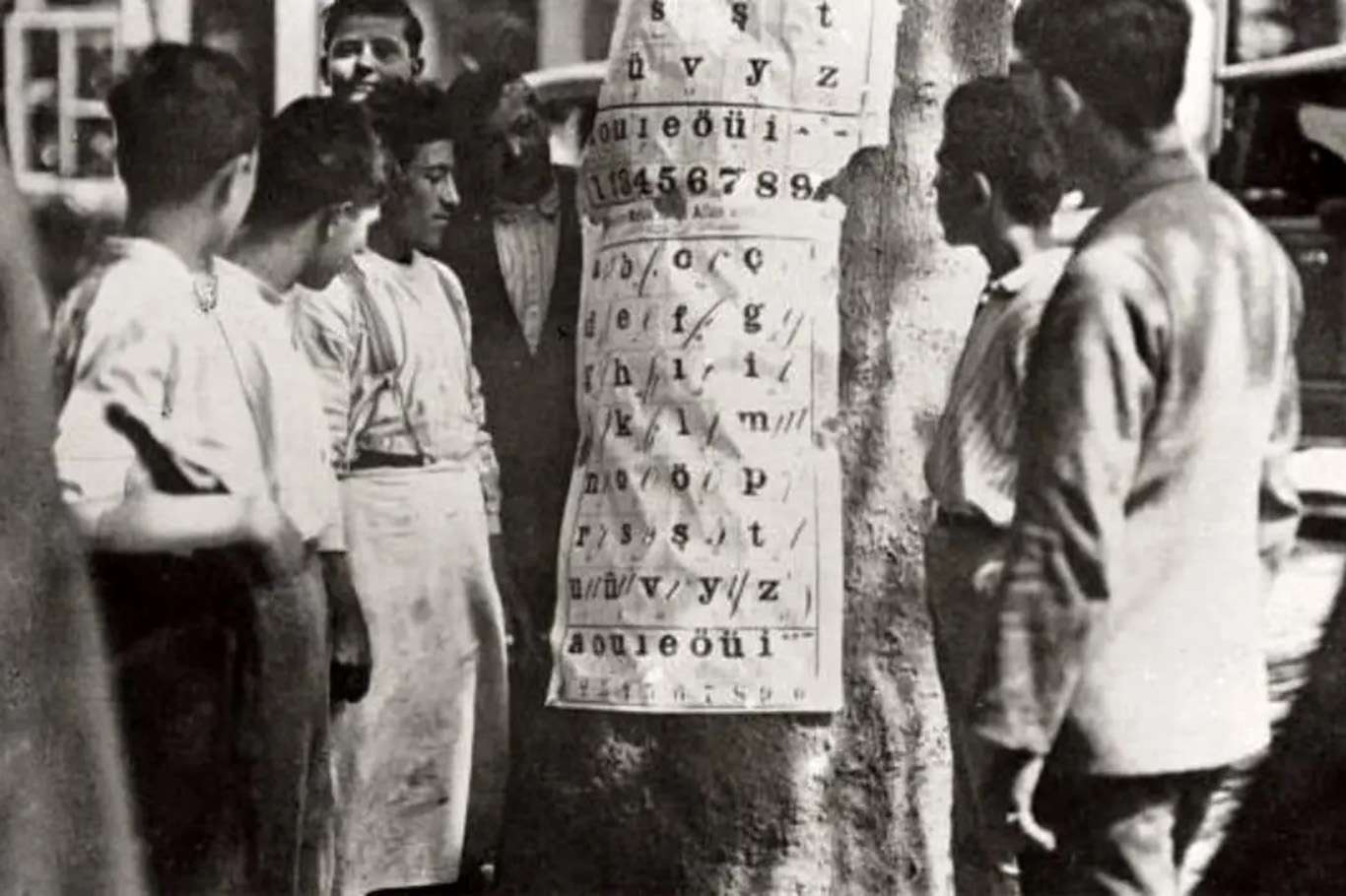 Harf İnkılabı'yla bir gecede hafızalar silindi Harf İnkılabı'yla bir gecede hafızalar silindi